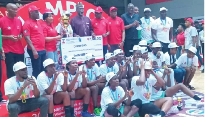 Dolphins Basketball champions